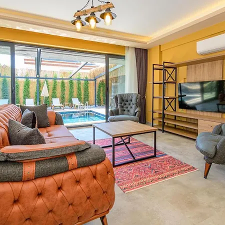 Söğüt 2 - 4 Bedroom With Jacuzzi In Villa *