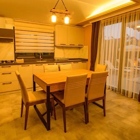 Söğüt 2 - 4 Bedroom With Jacuzzi In * Fethiye