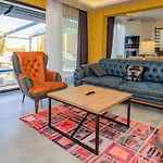 Soeguet 2 - 4 Bedroom With Jacuzzi In Villa *