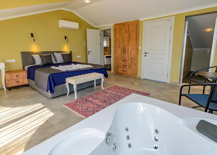Soeguet 2 - 4 Bedroom With Jacuzzi In Villa *