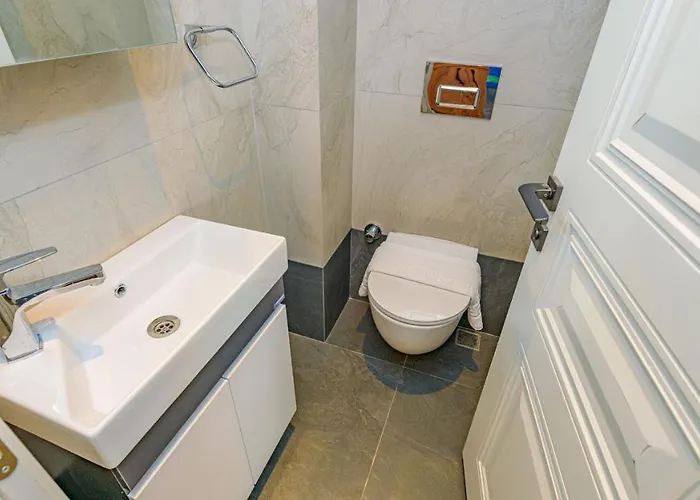 Söğüt 2 - 4 Bedroom With Jacuzzi In *