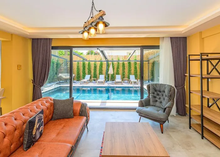 Söğüt 2 - 4 Bedroom With Jacuzzi In Villa Fethiye