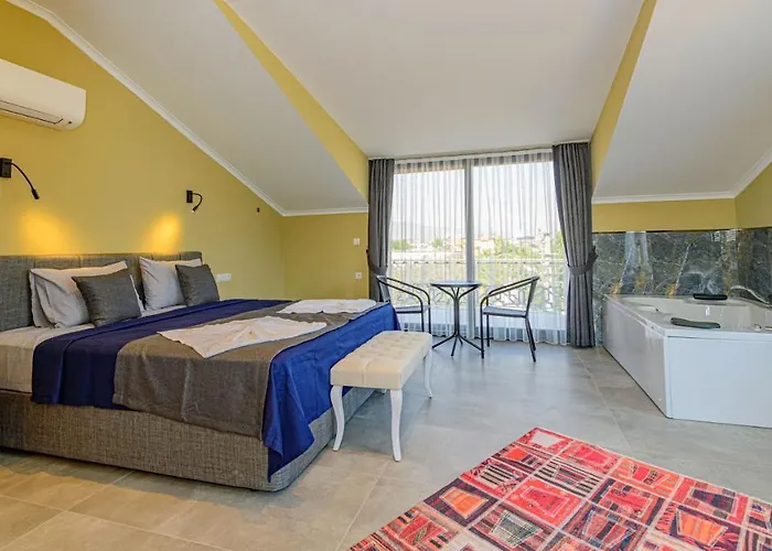 Söğüt 2 - 4 Bedroom With Jacuzzi In Fethiye