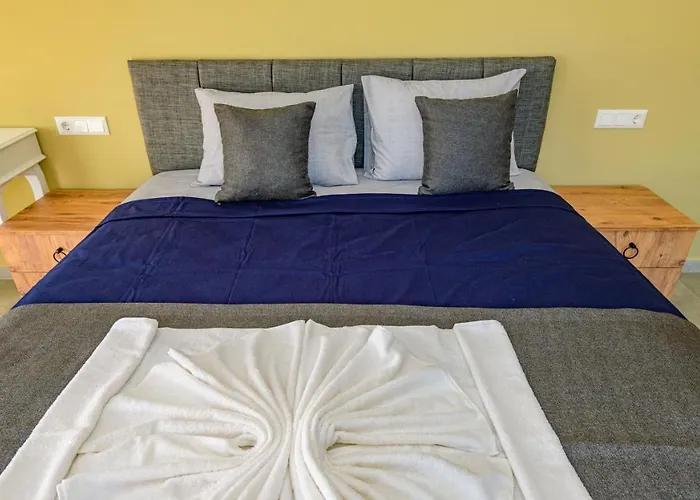 Villa Söğüt 2 - 4 Bedroom With Jacuzzi In Fethiye