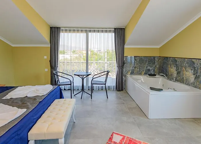 Söğüt 2 - 4 Bedroom With Jacuzzi In Villa *