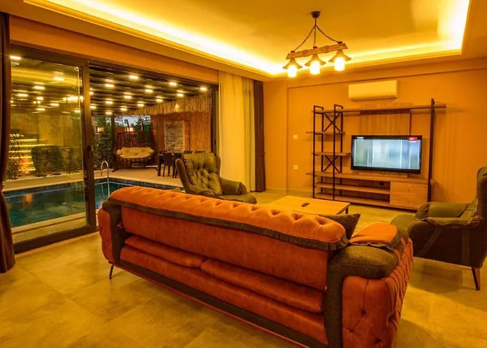 Söğüt 2 - 4 Bedroom With Jacuzzi In *
