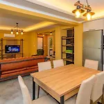 Soeguet 2 - 4 Bedroom With Jacuzzi In Вилла Фетхие