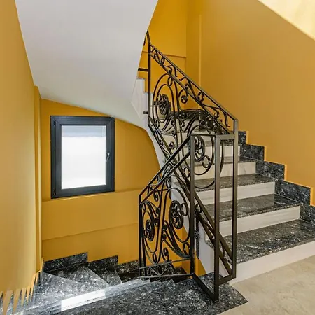 Villa Soeguet 2 - 4 Bedroom With Jacuzzi In