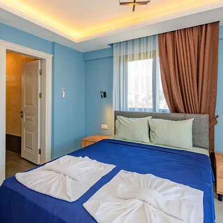 Soeguet 2 - 4 Bedroom With Jacuzzi In Villa Fethiye