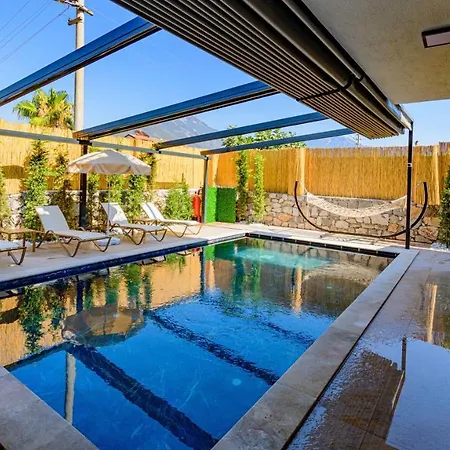 Soeguet 2 - 4 Bedroom With Jacuzzi In 别墅