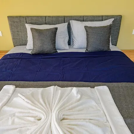 别墅 Soeguet 2 - 4 Bedroom With Jacuzzi In 费特希耶